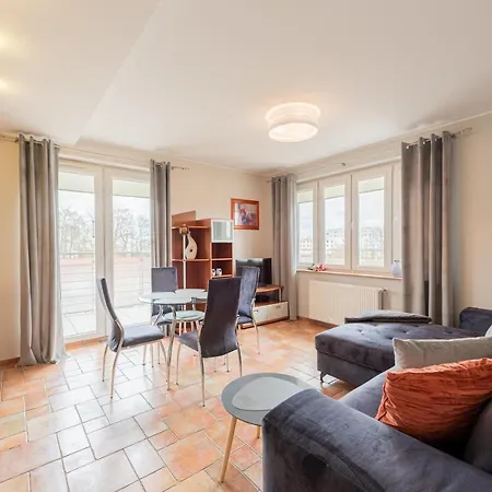 Horyzont -apartamenty W Czesci Uzdrowiskowej Kasprowicza,fredry- Blisko Morza!!! * كولوبرزيغ