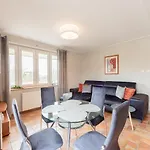 Horyzont -apartamenty W Czesci Uzdrowiskowej Kasprowicza,fredry- Blisko Morza!!! * Kolobrzeg