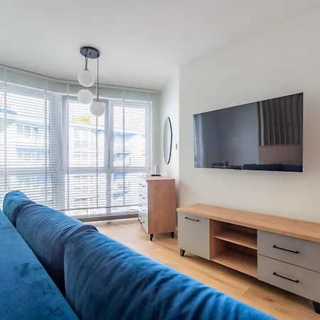 アパート Horyzont -apartamenty W Czesci Uzdrowiskowej Kasprowicza,fredry- Blisko Morza!!!