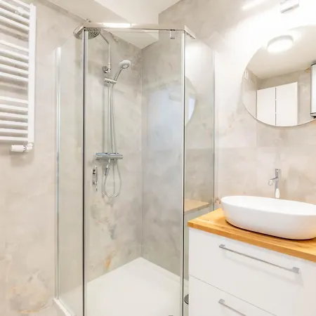 Horyzont -apartamenty W Czesci Uzdrowiskowej Kasprowicza,fredry- Blisko Morza!!! コウォブジェク